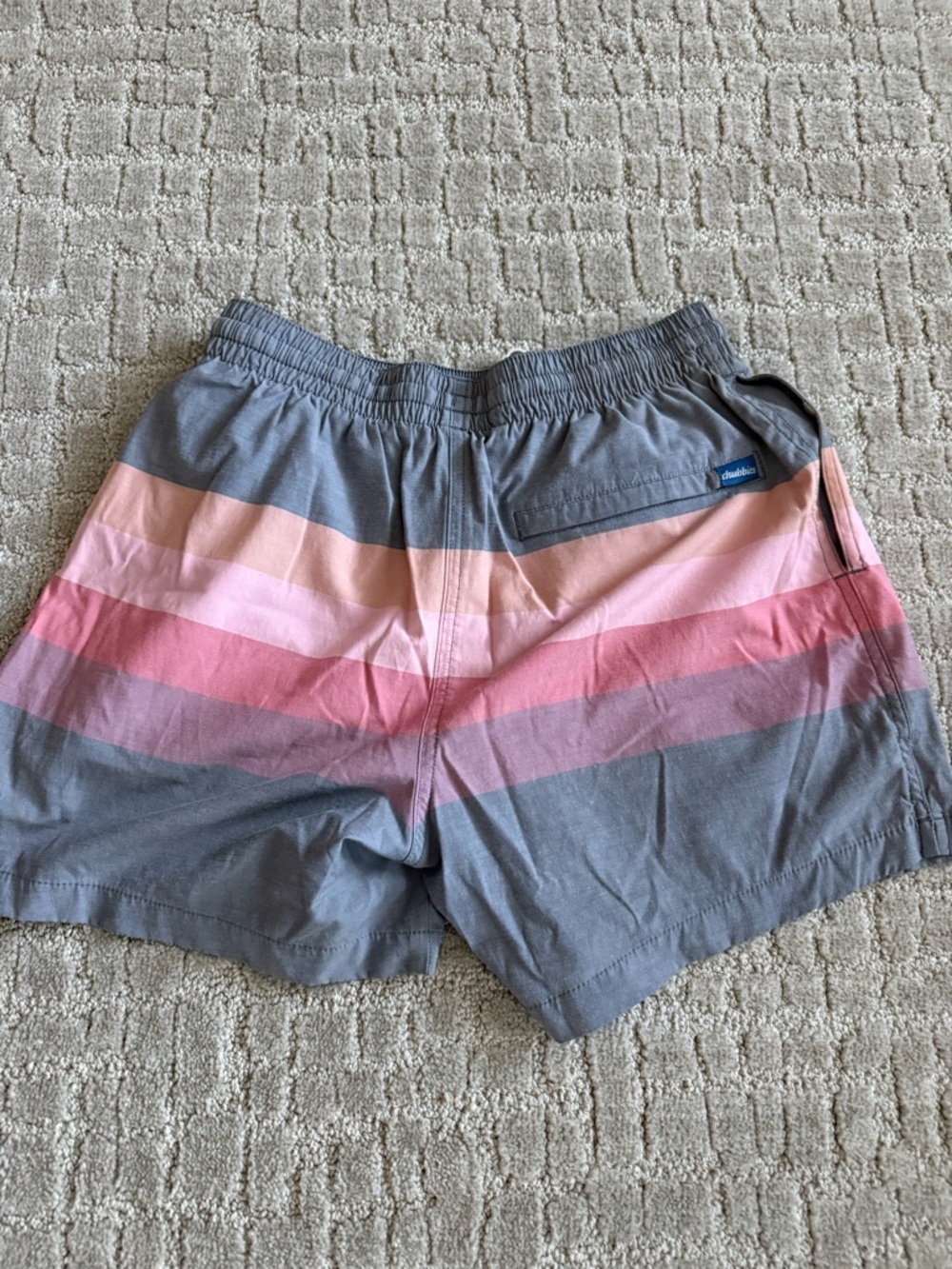 Chubbies 5.5 in inseam swim shorts - Picture 2 of 4